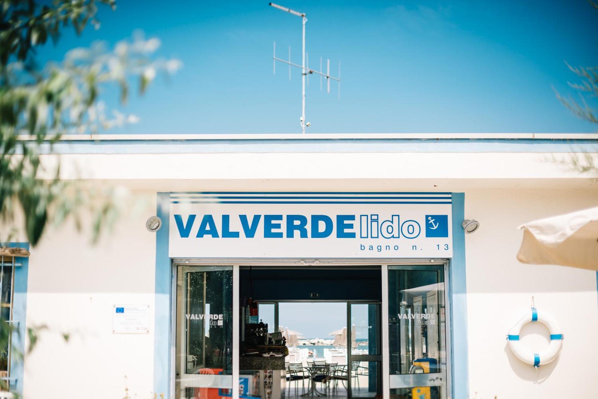 Hotel Valverde&Residenza Cesenatico Esterno foto